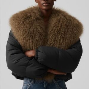 NWOT Awesome Shearling Collar Down Filled Coat Small